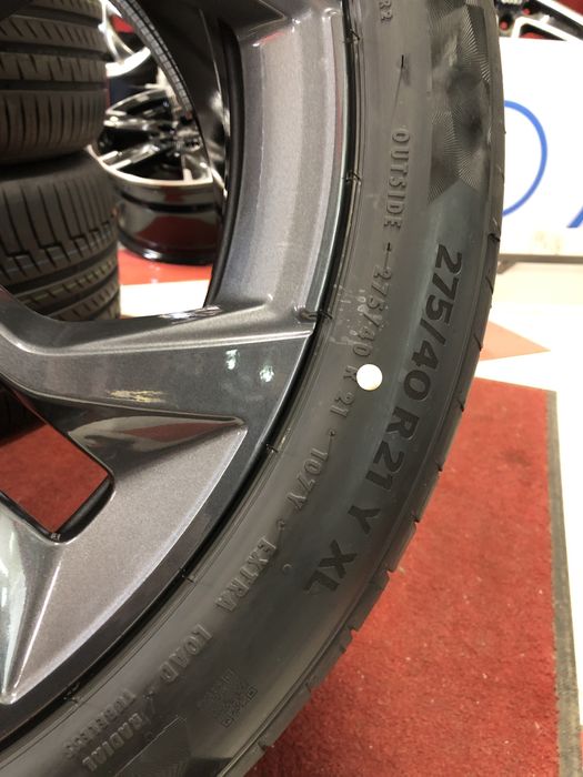 Гуми  275/40/21    315/35/21 Continental Нови