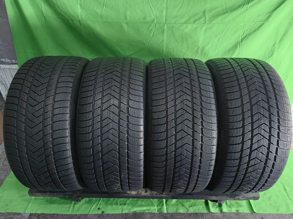 305/40R20 Pirelli 6-5,6mm stare foarte bună