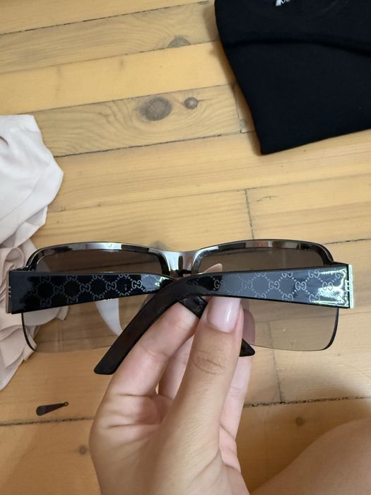 Очила Gucci.