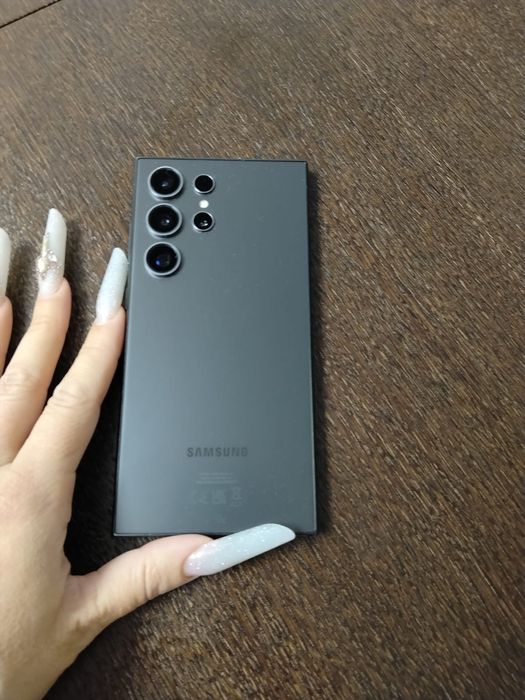 Samsung S24 ULTRA ca nou