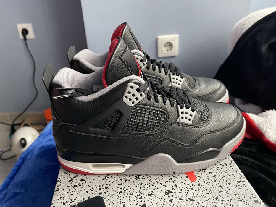 Маратонки Nike Air Jordan 4 Retro BRED Reimagined Adidas Kobe LeBron