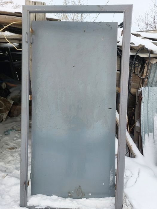 Железная дверь.  35 тыс.