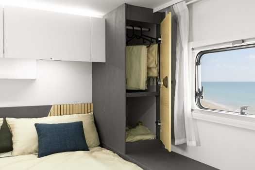 Autorulota Ahorn Camp(by Hymer) Renault 170 CP,Automata,4 loc,2027,Factura externa!