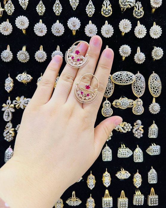 Tilla kopiya taqinchoqlar uzuk zirak braslet lar arzon ga