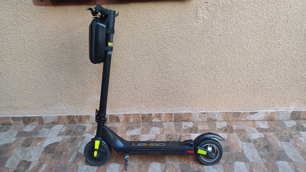 Trotinetă Electrică LexGo R8 Plus(Trimit prin cargus suport eu transport)