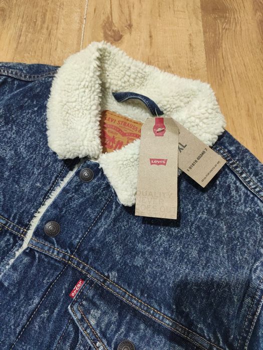 Geaca Levi's mărimea XL