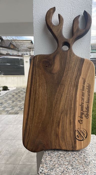 Docatoare si tavi de servire