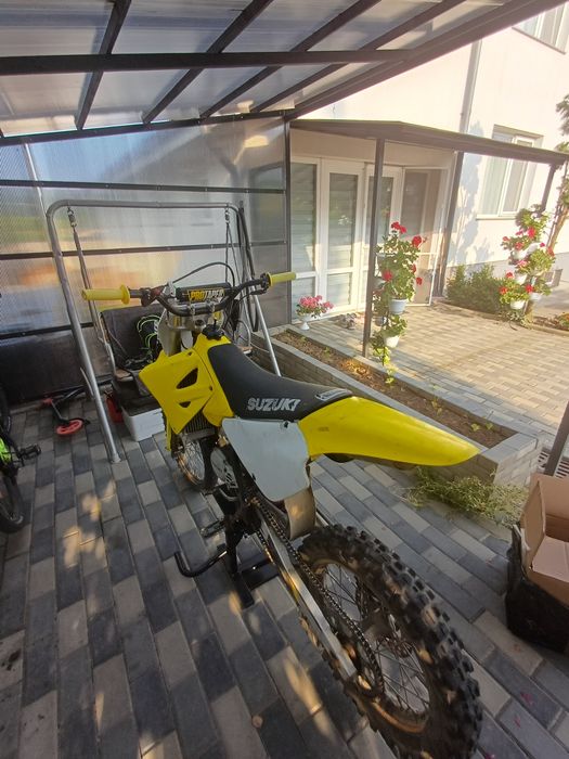 Suzuki rm 85 Fara defecte