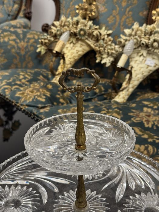 Fructiera etajata din bronz si cristal