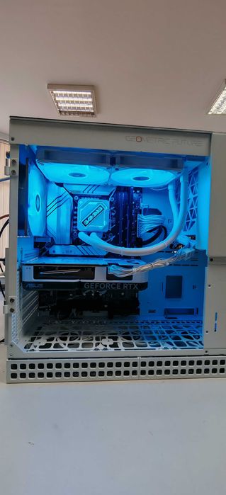 Гeймърски ТОП Компютър I5 14600K 14/20 Core/Asus Z790/32Gb D5 6000 Viper Venom/1TB SSD/Asus RТX 4060TI/Гаранция