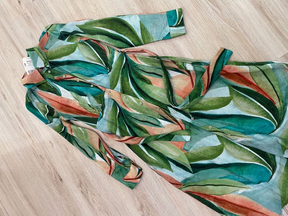 Новое платье размер S