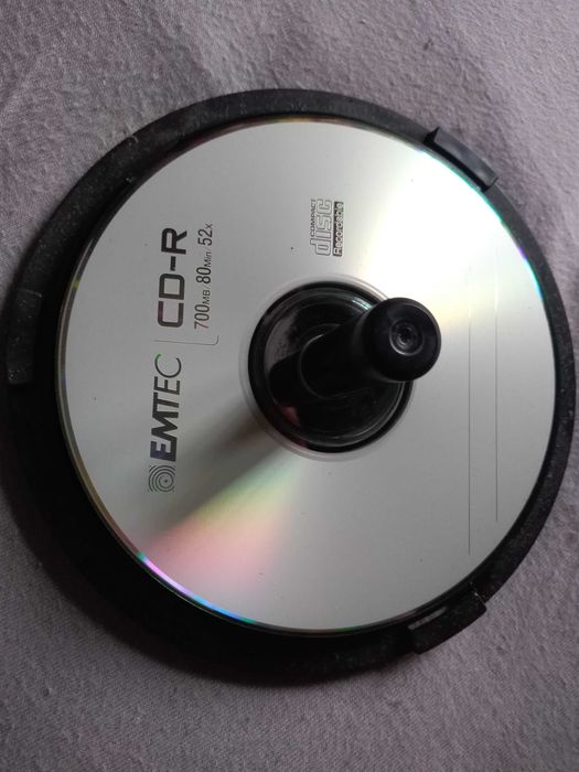 dvd и cd-двд и сд дискове нови-х10,х50,х100бр.