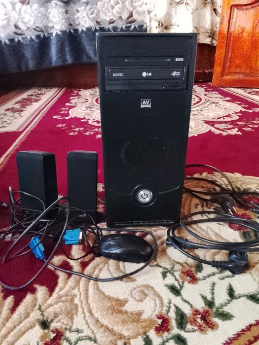 Стационарный компьютер LG AV TECH в хорошем состоянии — 250 000 сум