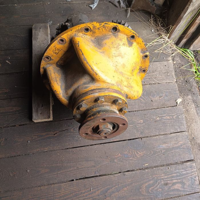 Продам редуктор на Погрузчик