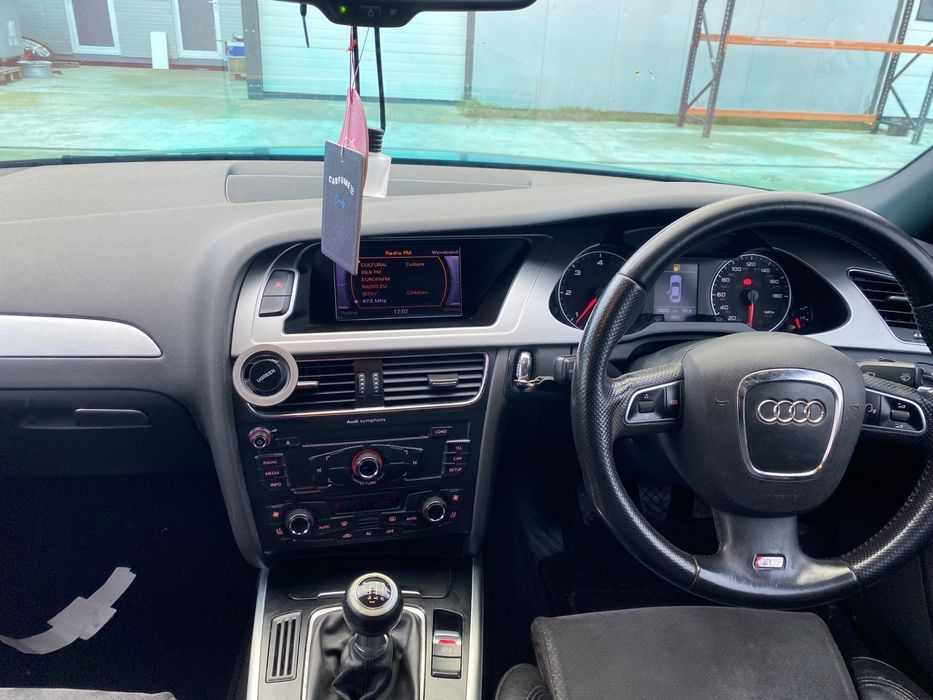 Dezmembrez Audi A4 B8 2.0 TDI Caga