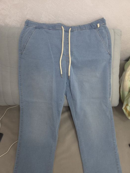 Джинсы jogger ..