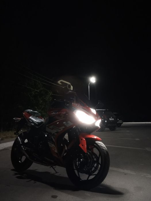 Moto sotiladi 200 kub