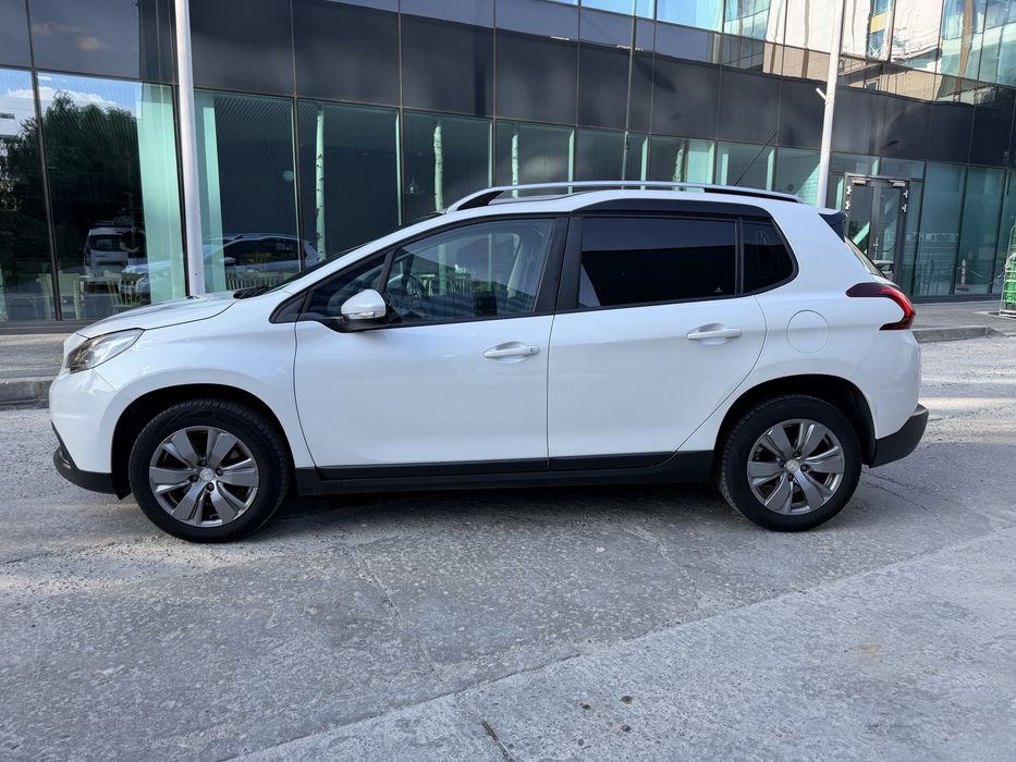 Peugeot 2008 - 1.2 Puretech automat