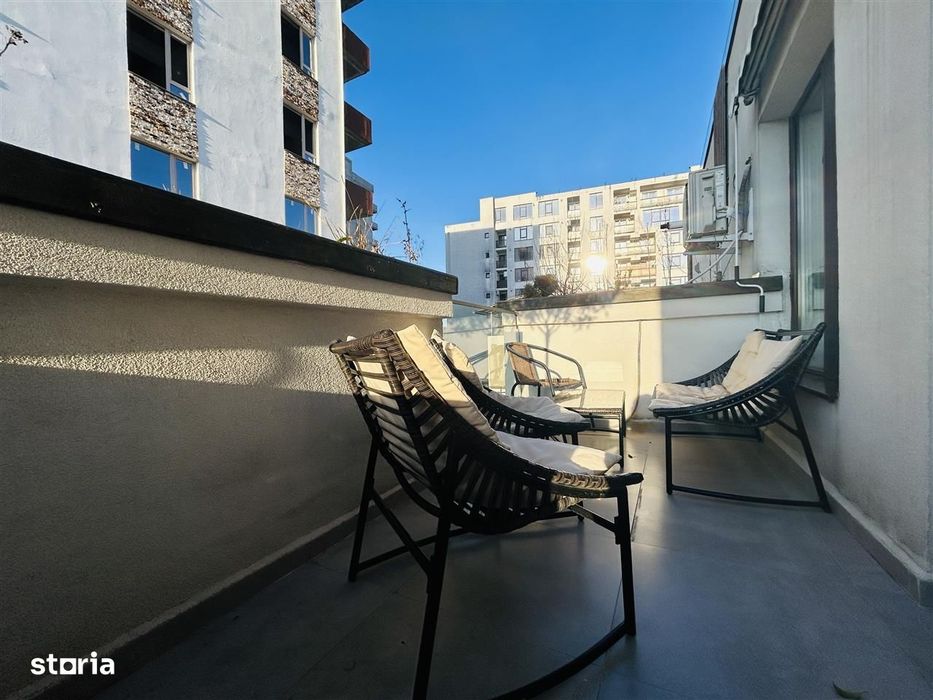 Apartament de vânzare – 3 camere, 2 terase, parcare subterană, piscină