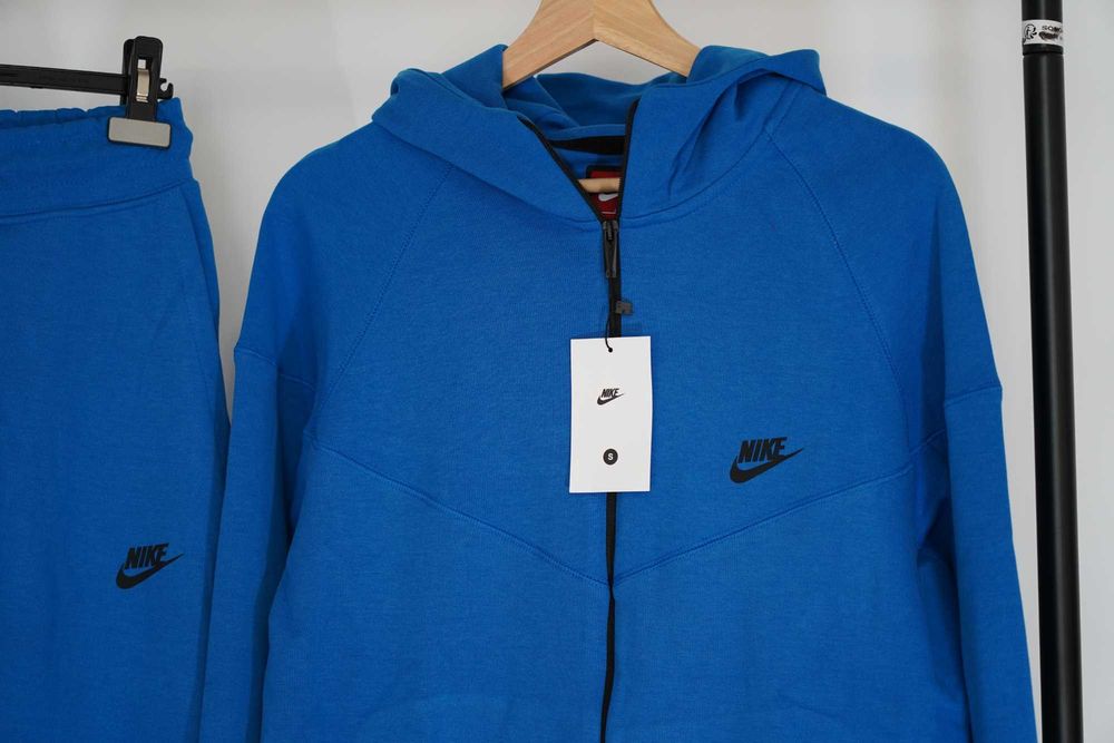 Trening Nike Tech Fleece, Model NOU 2025 -Calitate Premium baieti fete