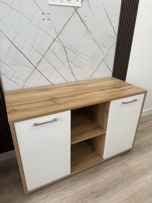 Парта, тумбочка