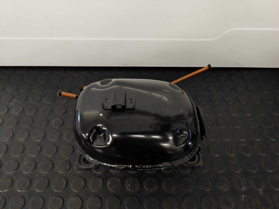 Compresor frigider combina VFA090CY1, nou / N3