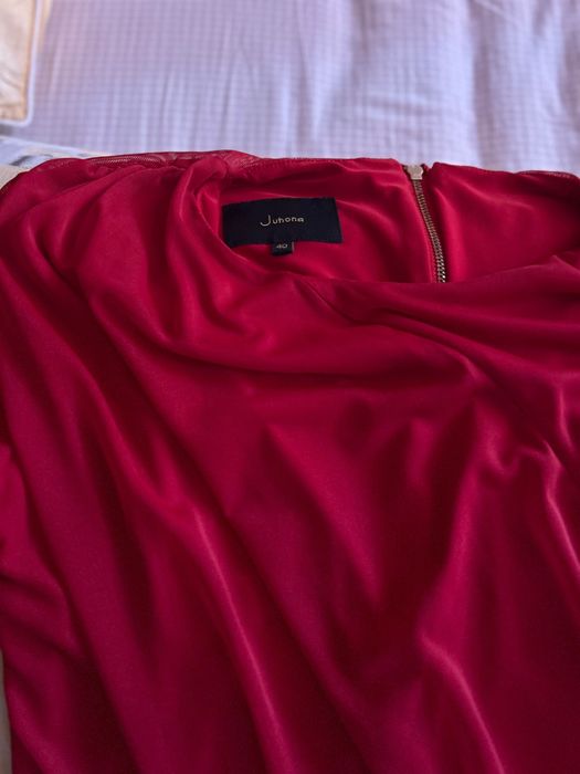 Продавам елегантна официална рокля дълга,нова на фирма Junona