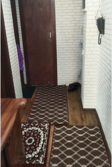 Срочно квартира арендага берилади 2 хонали Селхоз!