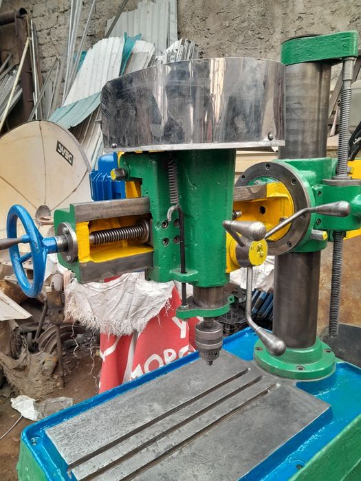 Радиально сверлильный станок