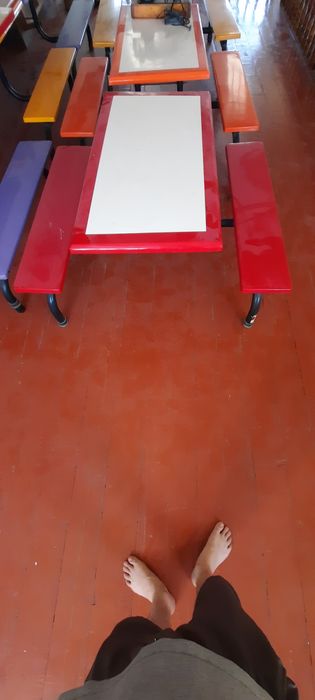 Столь стуль сатылады еш жерде жок зат 6 шт бар бахасы зор