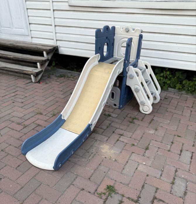 Продам детскую горку