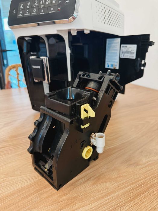 Espressor automat Philips EP3243/50 LatteGo