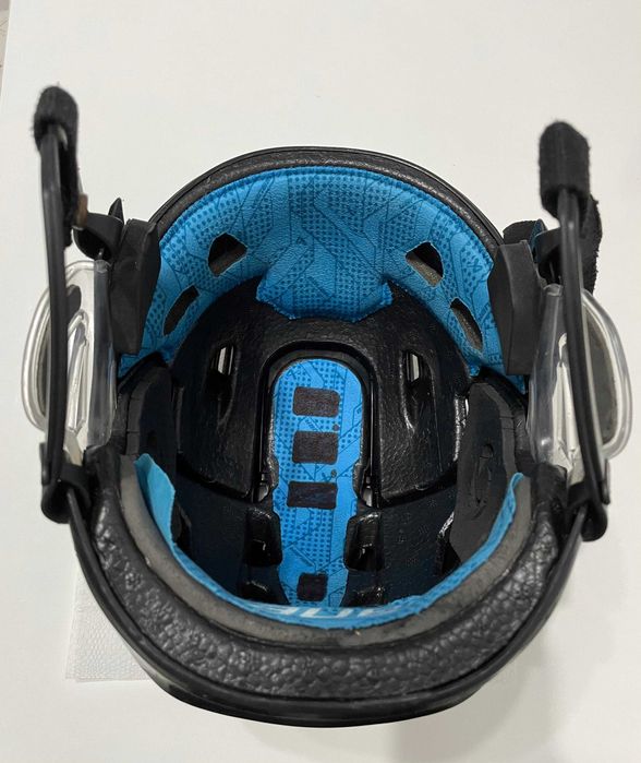 Хоккейный шлем BAUER