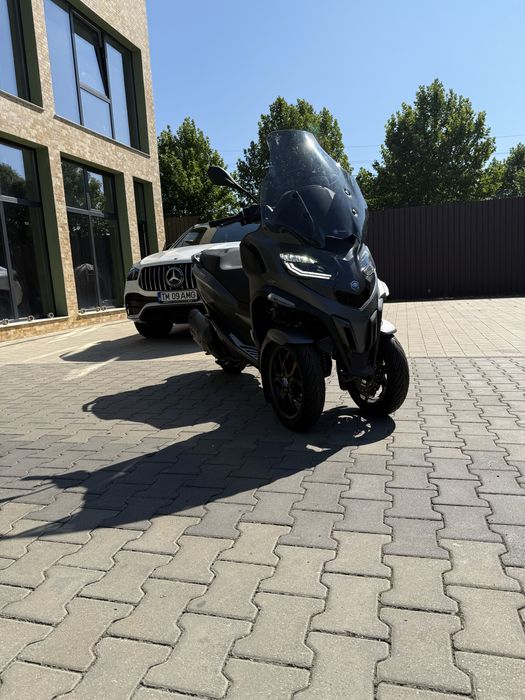 Piaggio MP3-530hpe exclusive