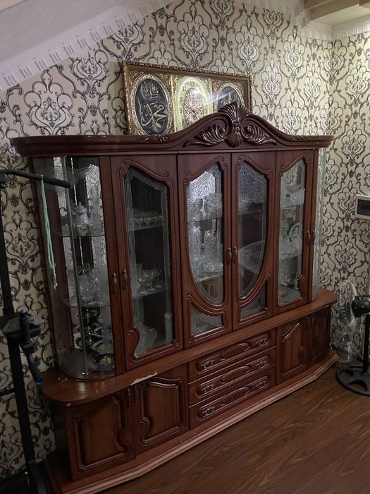 Сервант МДФ сотилябти