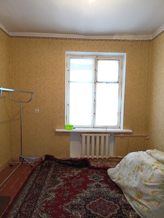 Продаётся 2х комнатная в высокопотолочном доме на улице Бабура. TL