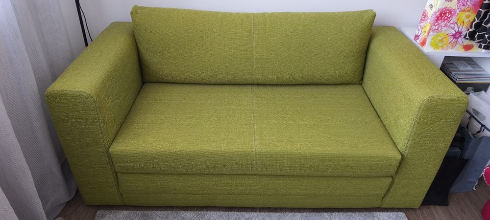 Canapea extensibila verde IKEA Askeby  impecabila