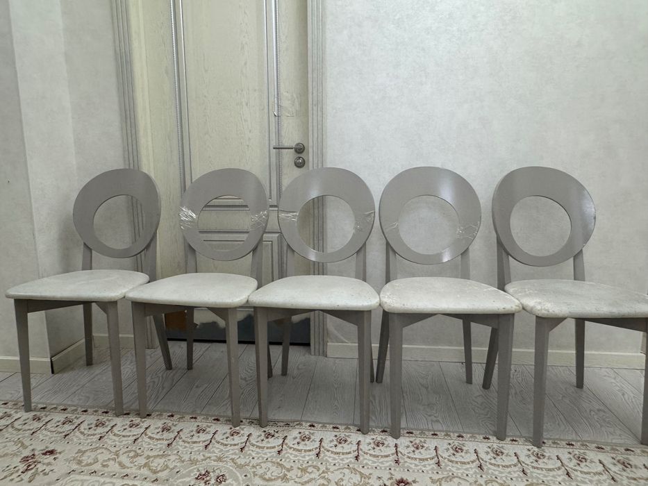 Кухонные стулья, хорошего качества