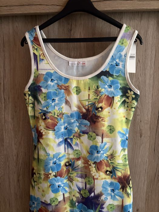 Подарявам Нова с етикета  къса дамска рокля размер XS/S