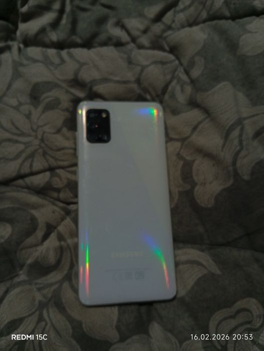 Продам Самсунг а31 срочно