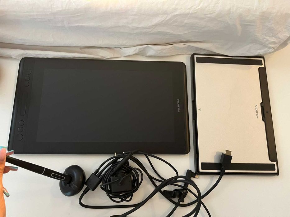 Vând Huion Kamvas Pro 13 GT-133, tabletă grafică