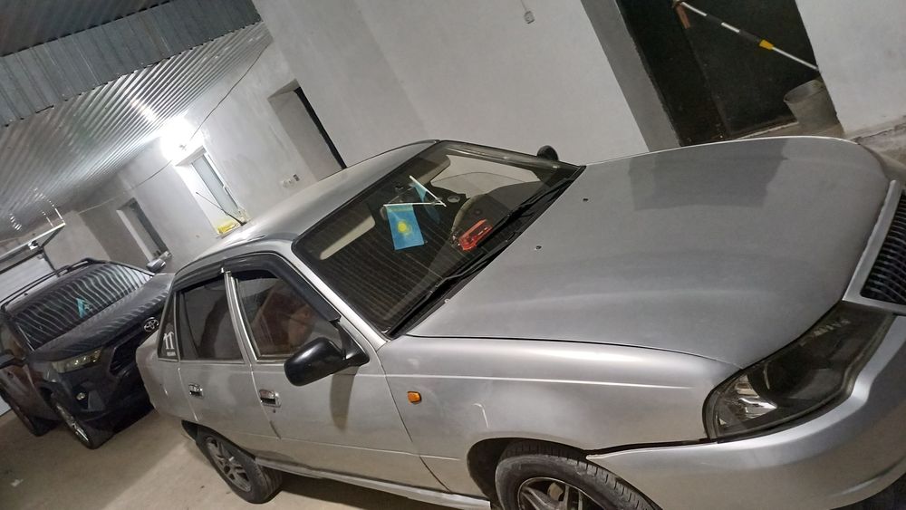 Авто Нексия 2010