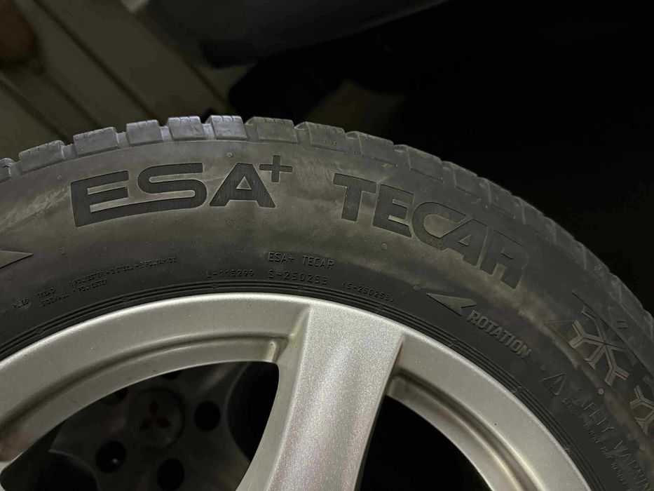 Алуминиеви джанти 16" 5x114.3 със зимни гуми 215/60/16