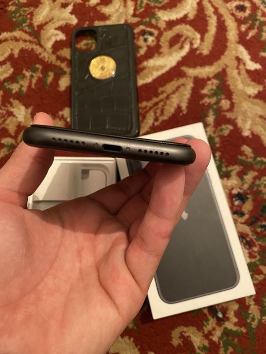 Iphone 11 в идеальном состоянии