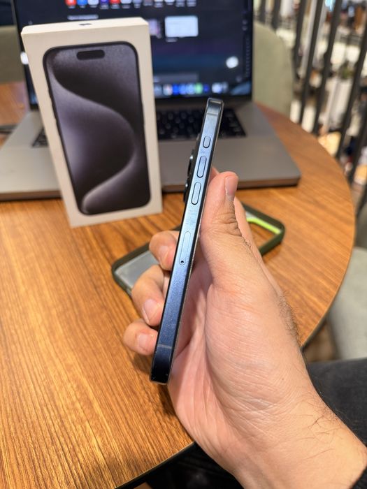 Iphone 15 pro 256gb Blue titanium