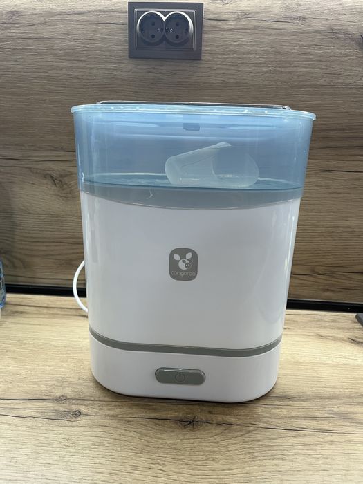 Стерилизатор за детски шишета и беберони