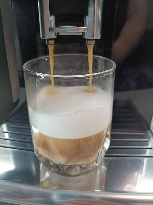 Espressor automat , aparat de cafea  Philips EP5330/10