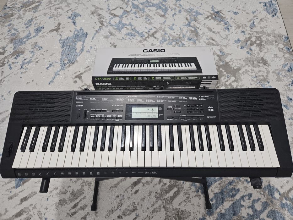 Продается Синтезатор Casio CTK-3500 со стойкой