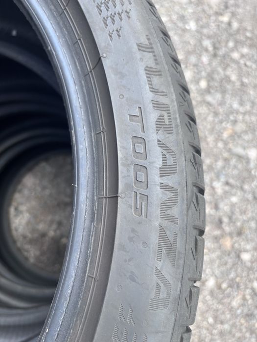 245/40/19 Bridgestone 4бр 2023