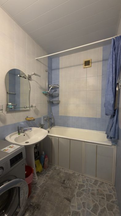 Аренда Паркентский рынок 3/5/9 Средний ремонт 73м2